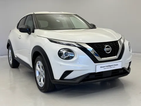 DN71RTZ Nissan Juke 1.0 DiG-T 114 N-Connecta 5dr Thumbnail #3