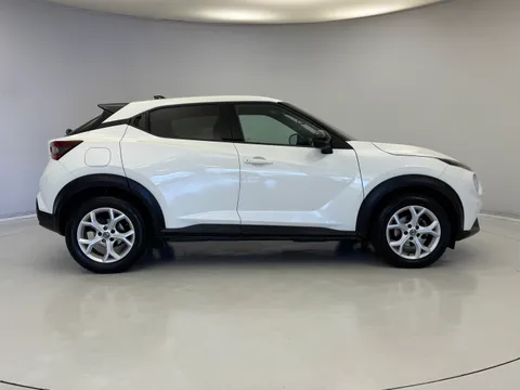 DN71RTZ Nissan Juke 1.0 DiG-T 114 N-Connecta 5dr Thumbnail #8