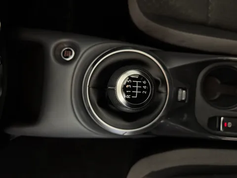 DN71RTZ Nissan Juke 1.0 DiG-T 114 N-Connecta 5dr Thumbnail #17