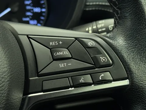 DN71RTZ Nissan Juke 1.0 DiG-T 114 N-Connecta 5dr Thumbnail #24