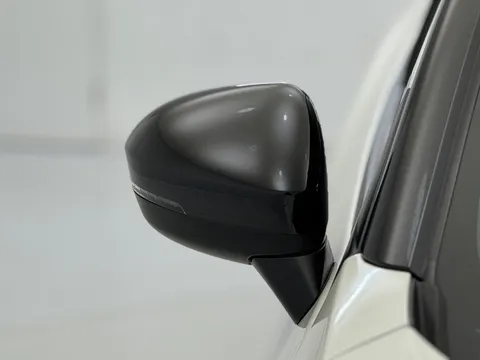 DN71RTZ Nissan Juke 1.0 DiG-T 114 N-Connecta 5dr Thumbnail #31