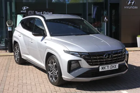 MK71OHX Hyundai Tucson 1.6 TGDi N Line 5dr 2WD Thumbnail #2
