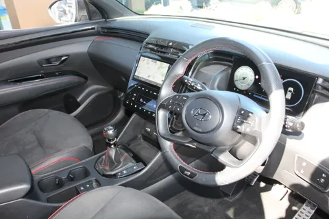 MK71OHX Hyundai Tucson 1.6 TGDi N Line 5dr 2WD Thumbnail #17