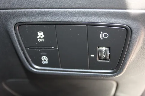 MK71OHX Hyundai Tucson 1.6 TGDi N Line 5dr 2WD Thumbnail #18