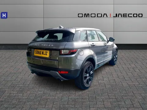 SD66NJZ Land Rover Range Rover Evoque 2.0 TD4 SE Tech 5dr Auto Thumbnail #5