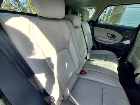 SD66NJZ Land Rover Range Rover Evoque 2.0 TD4 SE Tech 5dr Auto Thumbnail #10