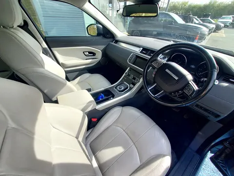 SD66NJZ Land Rover Range Rover Evoque 2.0 TD4 SE Tech 5dr Auto Thumbnail #11