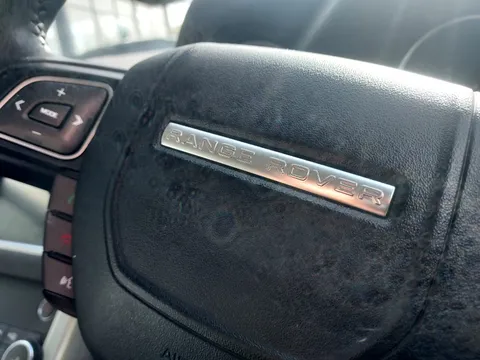 SD66NJZ Land Rover Range Rover Evoque 2.0 TD4 SE Tech 5dr Auto Thumbnail #20