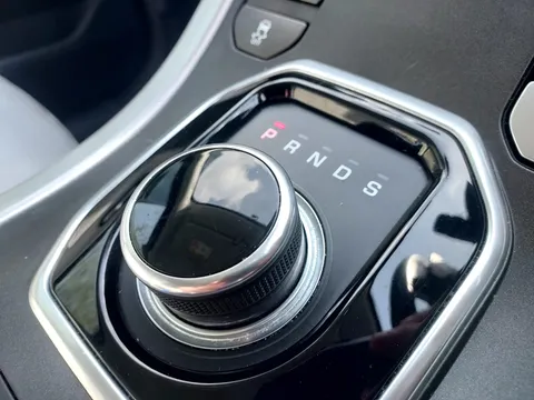 SD66NJZ Land Rover Range Rover Evoque 2.0 TD4 SE Tech 5dr Auto Thumbnail #21