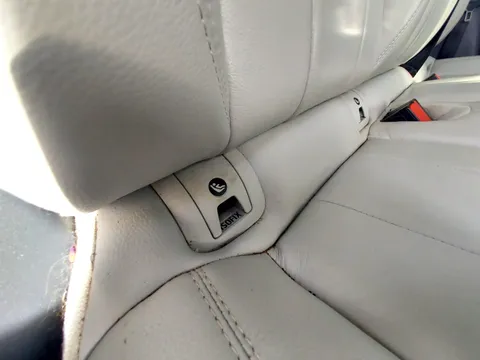 SD66NJZ Land Rover Range Rover Evoque 2.0 TD4 SE Tech 5dr Auto Thumbnail #30