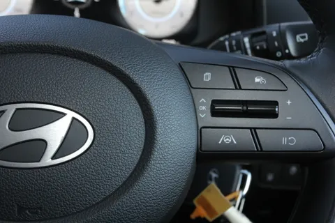 ML24NWR Hyundai i20 1.0T GDi Premium 5dr Thumbnail #18