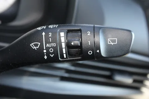 ML24NWR Hyundai i20 1.0T GDi Premium 5dr Thumbnail #20