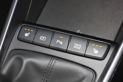 ML24NWR Hyundai i20 1.0T GDi Premium 5dr Thumbnail #22