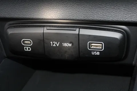 ML24NWR Hyundai i20 1.0T GDi Premium 5dr Thumbnail #23