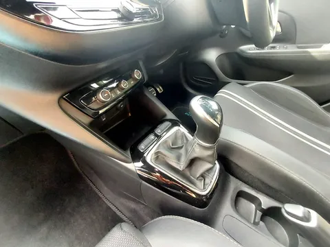 SD24YHS Vauxhall Corsa 1.2 GS 5dr Thumbnail #19