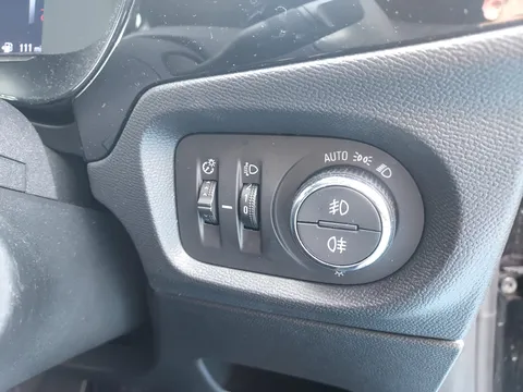 SD24YHS Vauxhall Corsa 1.2 GS 5dr Thumbnail #20