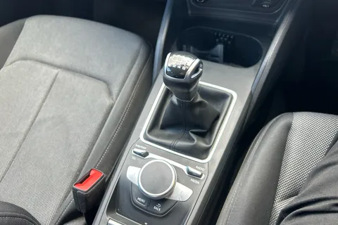 DX24XHM Audi Q2 30 TFSI Sport 5dr Thumbnail #13