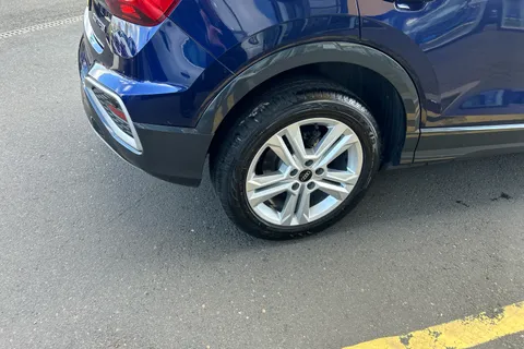 DX24XHM Audi Q2 30 TFSI Sport 5dr Thumbnail #38