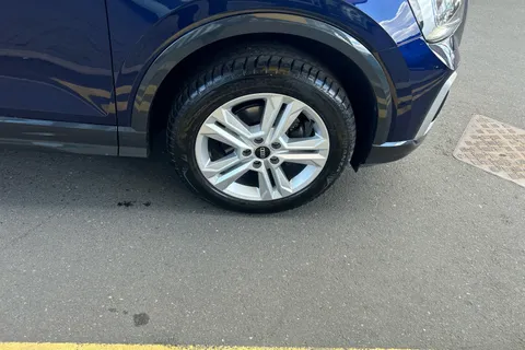 DX24XHM Audi Q2 30 TFSI Sport 5dr Thumbnail #39