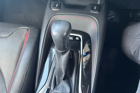 LS21VCV Toyota Corolla 1.8 VVT-i Hybrid Excel 5dr CVT Thumbnail #15