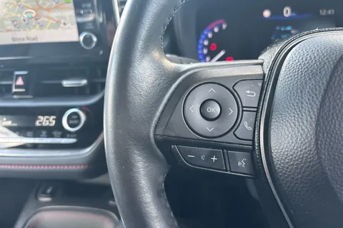 LS21VCV Toyota Corolla 1.8 VVT-i Hybrid Excel 5dr CVT Thumbnail #17