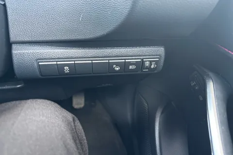 LS21VCV Toyota Corolla 1.8 VVT-i Hybrid Excel 5dr CVT Thumbnail #19