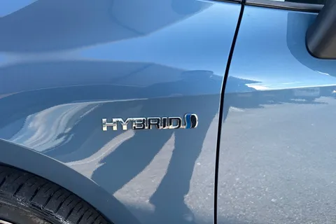 LS21VCV Toyota Corolla 1.8 VVT-i Hybrid Excel 5dr CVT Thumbnail #30