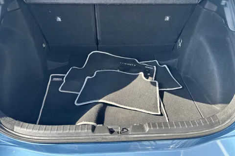 LS21VCV Toyota Corolla 1.8 VVT-i Hybrid Excel 5dr CVT Thumbnail #35