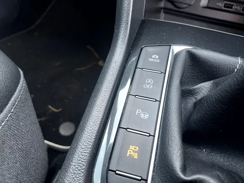 WJ20KBU Volkswagen Tiguan 1.5 TSi EVO 150 SEL 5dr DSG Thumbnail #26