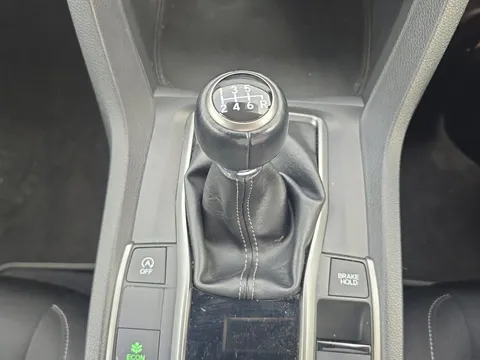 17 of 19 for Honda Civic 1.0 VTEC Turbo 126 SR 5dr