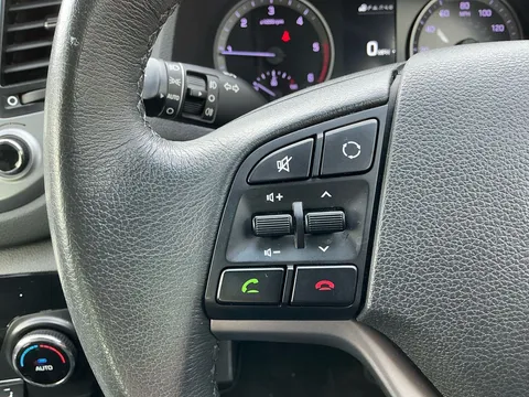 DU17EOX Hyundai Tucson 1.7 CRDi Blue Drive Sport Edition 5dr 2WD Thumbnail #29