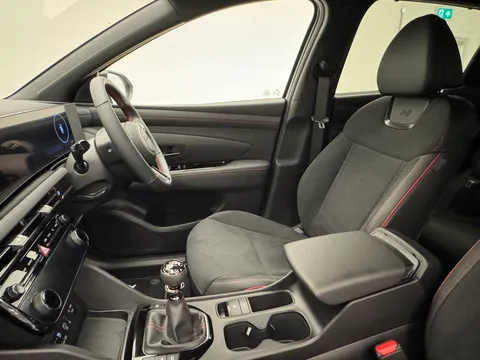 DX26XLE Hyundai Tucson 1.6T 150 N Line 5dr Thumbnail #16