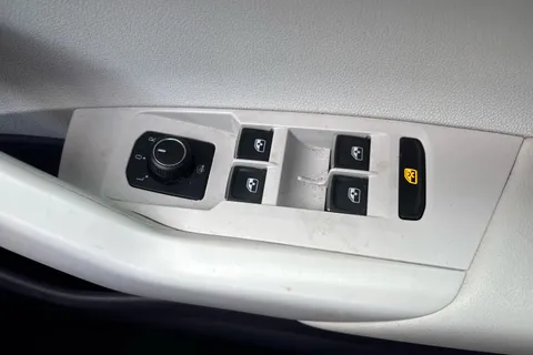 BW68YXA Volkswagen Polo 1.0 TSI 95 Beats 5dr Thumbnail #19