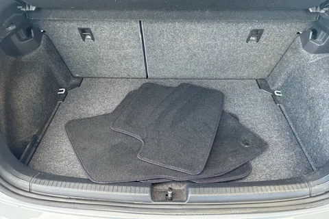 BW68YXA Volkswagen Polo 1.0 TSI 95 Beats 5dr Thumbnail #33