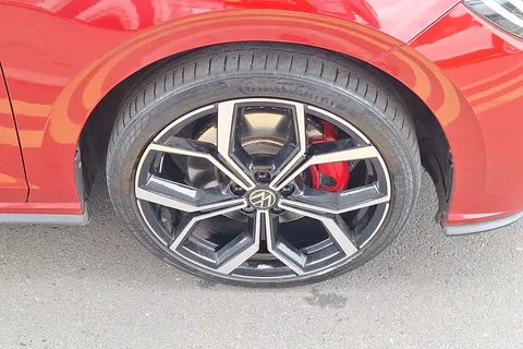 DU73GDZ Volkswagen Polo 2.0 TSI GTI 5dr DSG Thumbnail #5