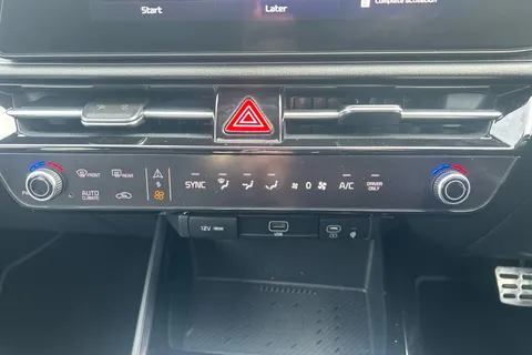 DV75LJA Kia Niro 1.6 GDi 136 Hybrid Aspire 5dr DCT Thumbnail #31