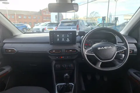 BD23AYU Dacia Sandero Stepway 1.0 TCe Expression 5dr Thumbnail #4