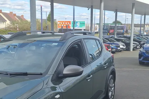 BD23AYU Dacia Sandero Stepway 1.0 TCe Expression 5dr Thumbnail #15