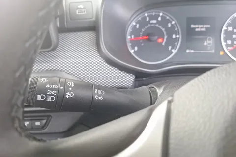 BD23AYU Dacia Sandero Stepway 1.0 TCe Expression 5dr Thumbnail #32