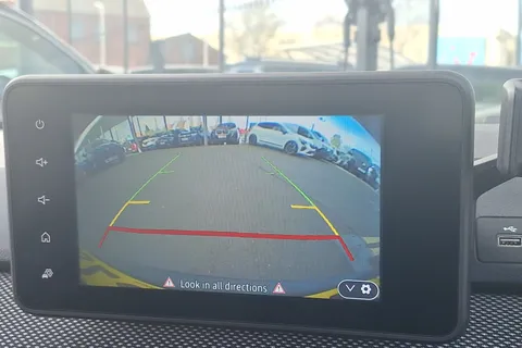 BD23AYU Dacia Sandero Stepway 1.0 TCe Expression 5dr Thumbnail #37