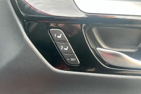 DK74OMV Honda CR-V 2.0 eHEV Advance 5dr eCVT Thumbnail #23