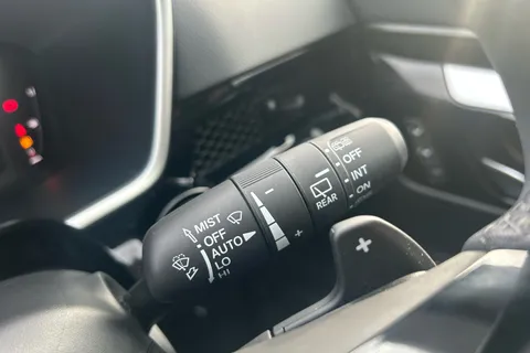 DK74OMV Honda CR-V 2.0 eHEV Advance 5dr eCVT Thumbnail #29