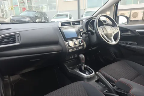 DE68VKW Honda Jazz 1.5 i-VTEC Sport 5dr CVT Thumbnail #3