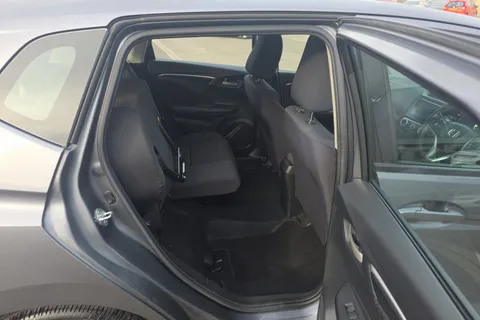 DE68VKW Honda Jazz 1.5 i-VTEC Sport 5dr CVT Thumbnail #15