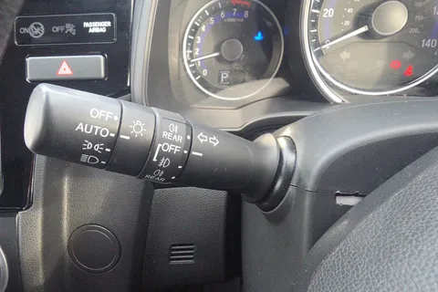 DE68VKW Honda Jazz 1.5 i-VTEC Sport 5dr CVT Thumbnail #24