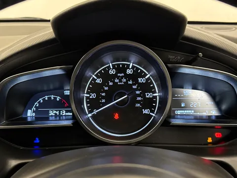 DY73THG Mazda Mazda2 1.5 e-Skyactiv G MHEV Homura Aka 5dr Thumbnail #33