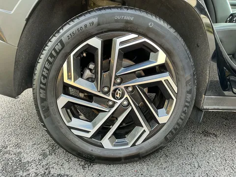 EN25TFZ Hyundai Tucson 1.6T Plug-in Hybrid Ultimate 5dr Auto Thumbnail #8