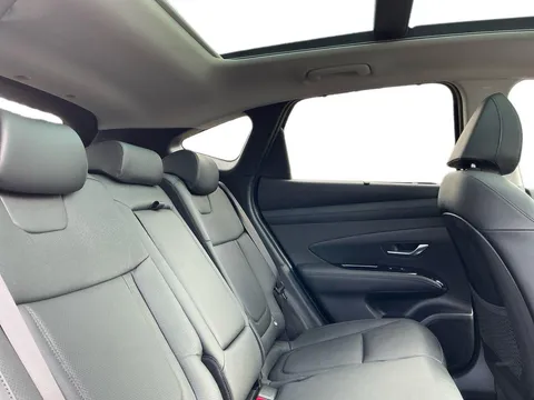 EN25TFZ Hyundai Tucson 1.6T Plug-in Hybrid Ultimate 5dr Auto Thumbnail #12
