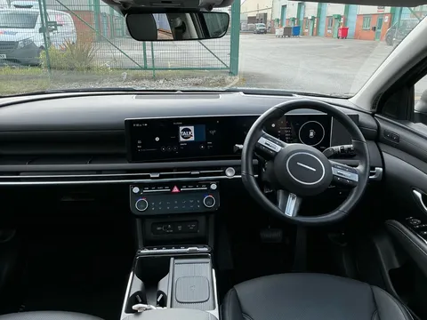 EN25TFZ Hyundai Tucson 1.6T Plug-in Hybrid Ultimate 5dr Auto Thumbnail #18