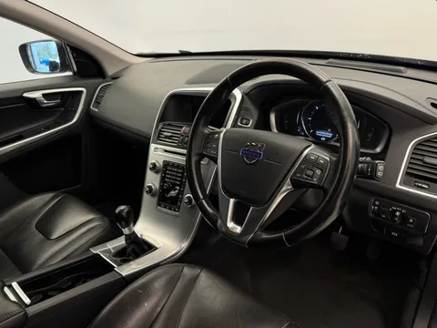 KV66PWX Volvo XC60 D5 [220] SE Lux Nav 5dr AWD Thumbnail #29